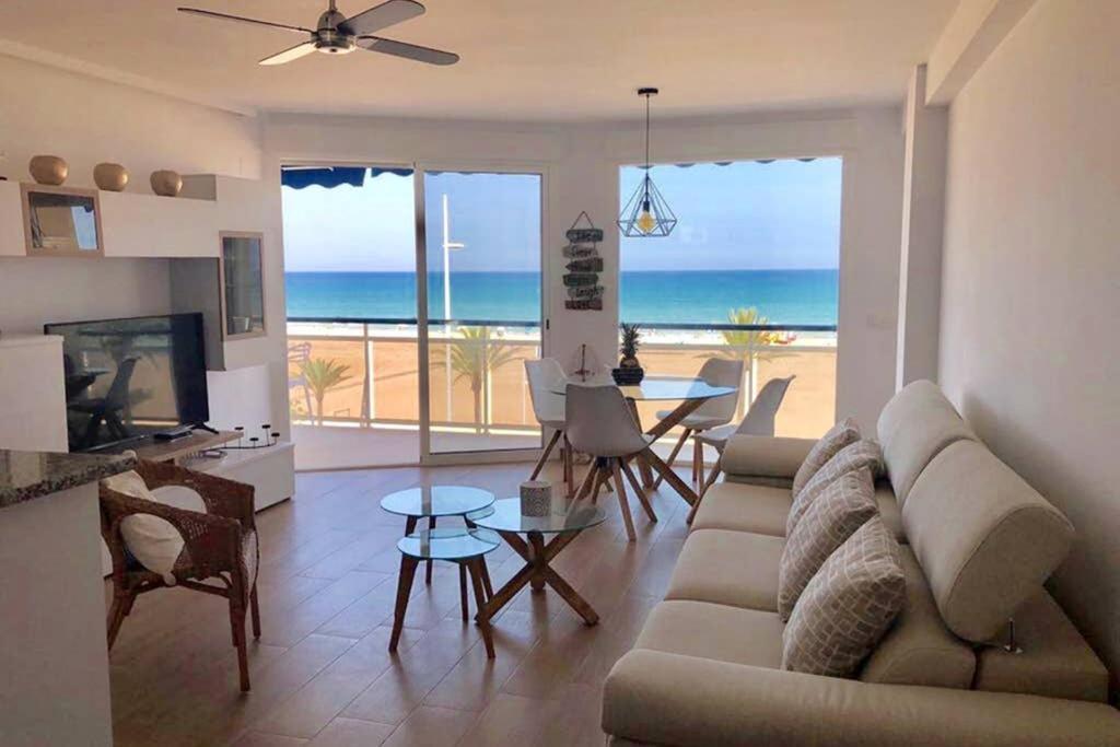 Playa De Gandia 1Ere Ligne El Galeon Apartment Luaran gambar